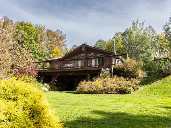 1640 State Highway 9, Windsor, MA 01270