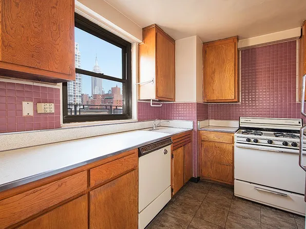 245 E 25th St APT 15F, New York, NY 10010