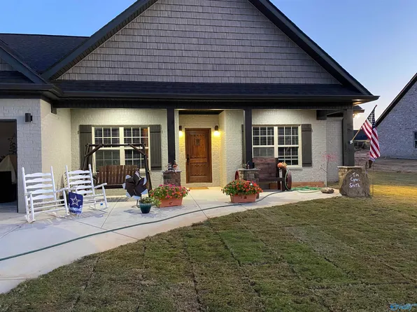 368 Ranch Rd, Rainsville, AL 35986