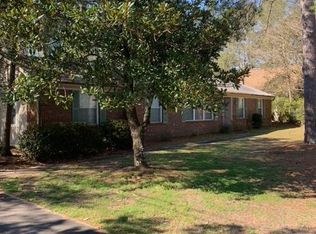 218 Lansdowne Rd, Wilmington, NC 28409