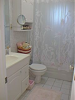 5th image of 229 Bayview Ave
