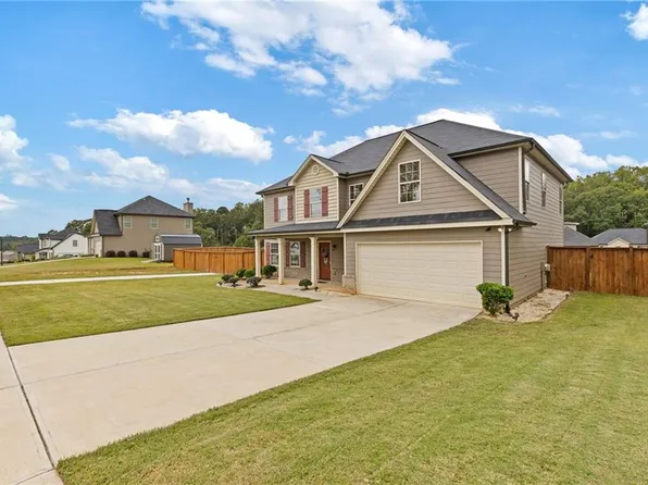 796 Pinnacle Dr, Winder, GA 30680