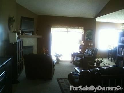 Entrance Way into Living Room