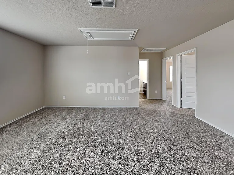719 Red Barn Bnd — Photo 10