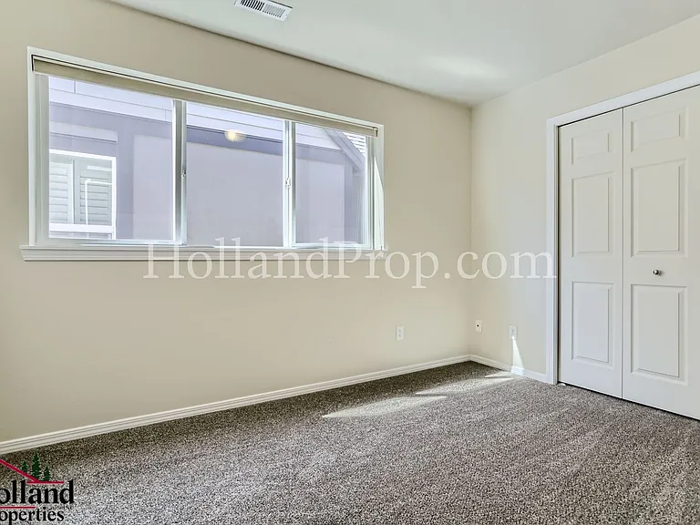 1094 SE Alika Ave — Photo 21