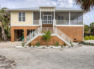 32 Palm Dr, Placida, FL 33946