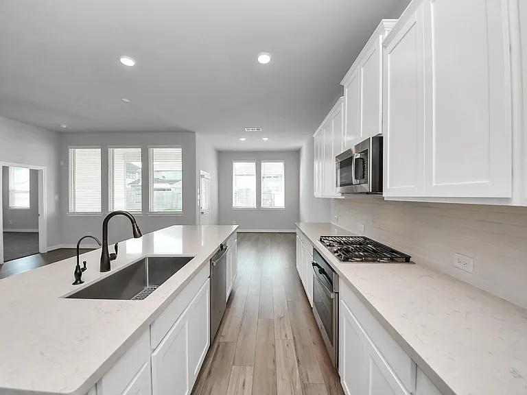 2968 Golden Dust Dr — Photo 18