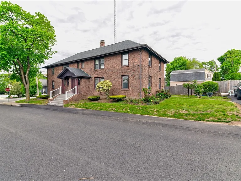 4 Weston Ave #2 — Photo 20