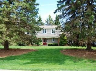 21234 Stanstead Rd, Northville, MI 48167