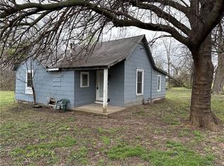 301 E 5th St, Edgerton, KS 66021