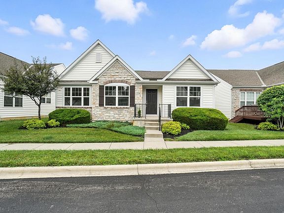 2nd image of 220 Sandrala Dr #44