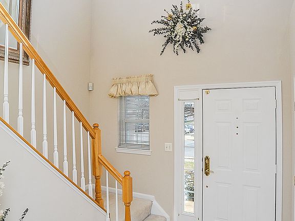 2nd image of 8750 Grantham Ct