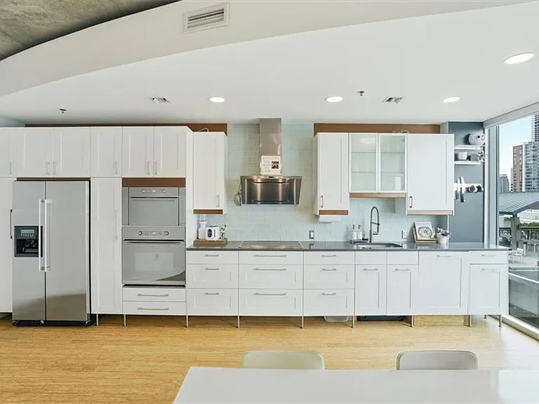 923 Peachtree St NE #924 — Photo 18