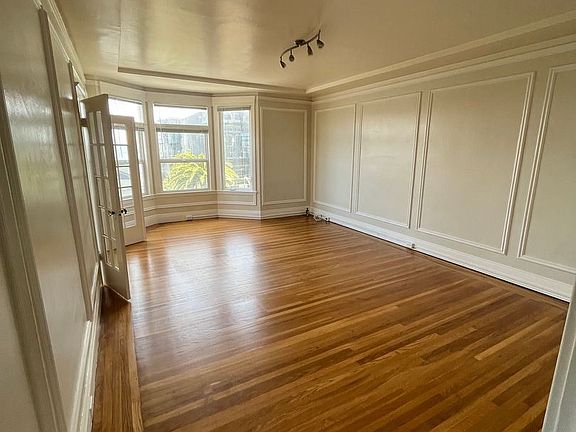 5th image of 1808 Octavia St APT 14