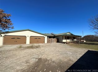 24930 S 200th Rd, Henryetta, OK 74437