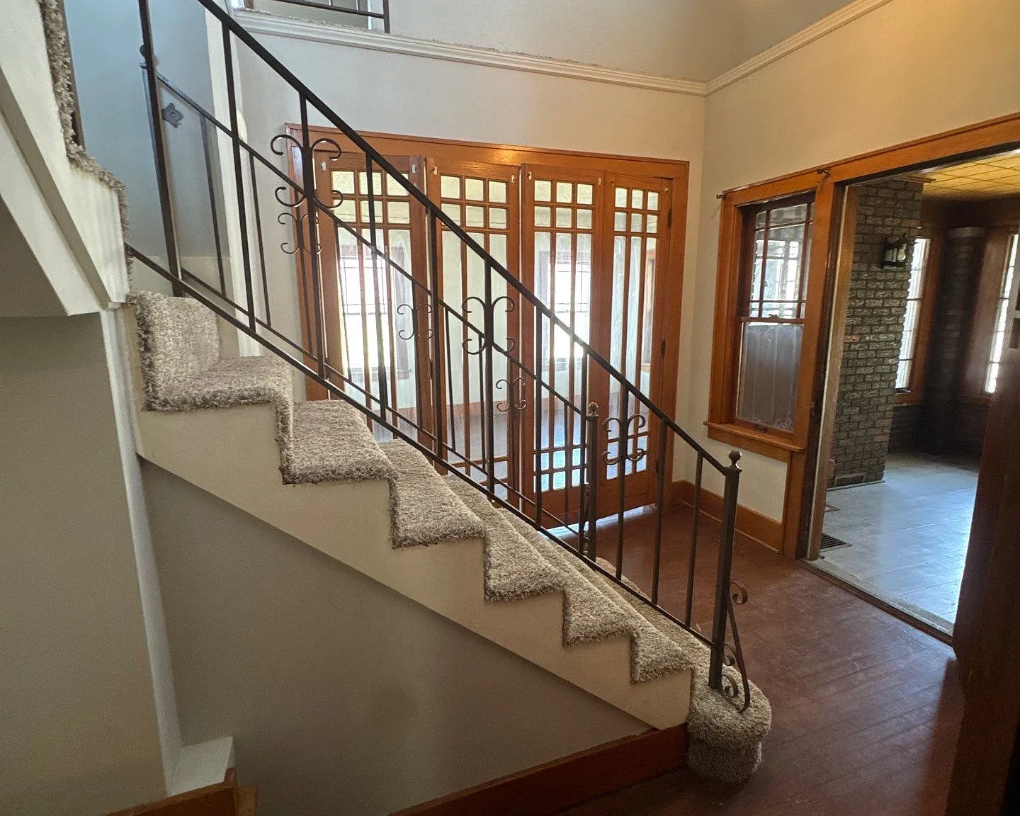 2887 Mary St - 1 — Photo 3