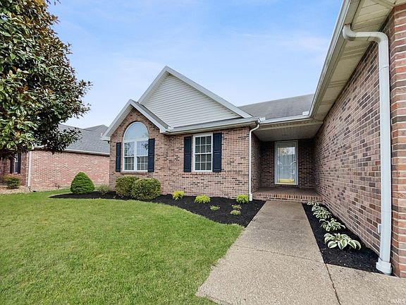 2nd image of 4690 Mansfield Dr