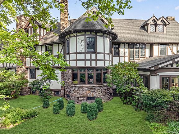 4th image of 155 Arcadia Road