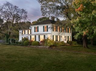 72 Washington St, Duxbury, MA 02332