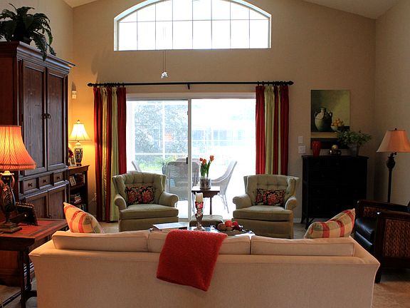 5th image of 15 Cunningham Ln
