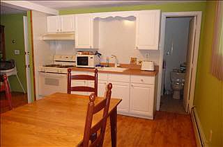 5th image of 167 Highland Ave