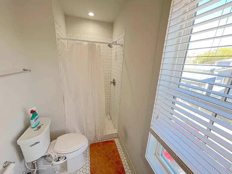 613 E Duffy Ln — Photo 6