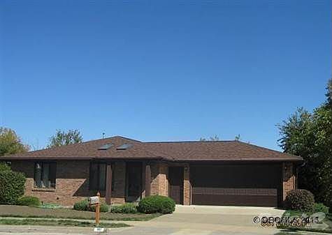 1st image of 707 Ravenwood Ct