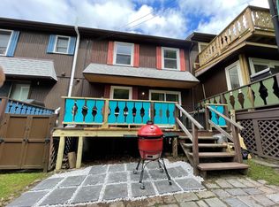 120 Scenic Ln, Union Dale, PA 18470