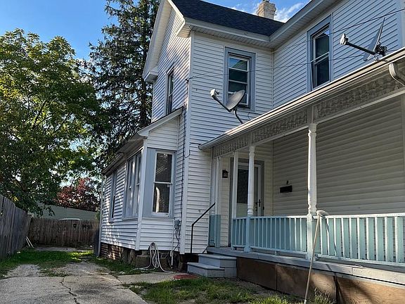 2nd image of 214 S 4th St
