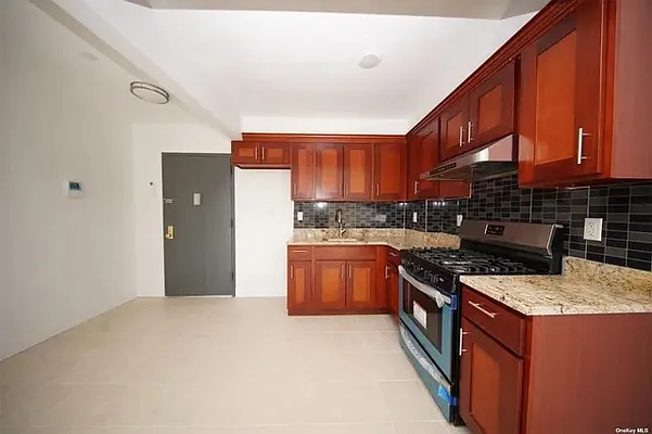 Rented by Nest Seekers International | media 4