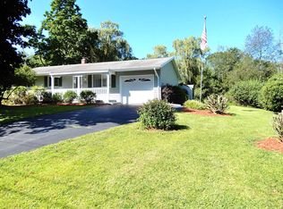 1023 Cloverlawn Rd, Troy, NY 12180