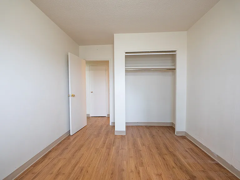 1139 Grant Ave #15 — Photo 5