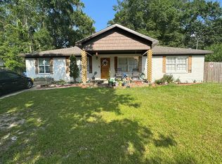 107 Parklane Dr, Dothan, AL 36301