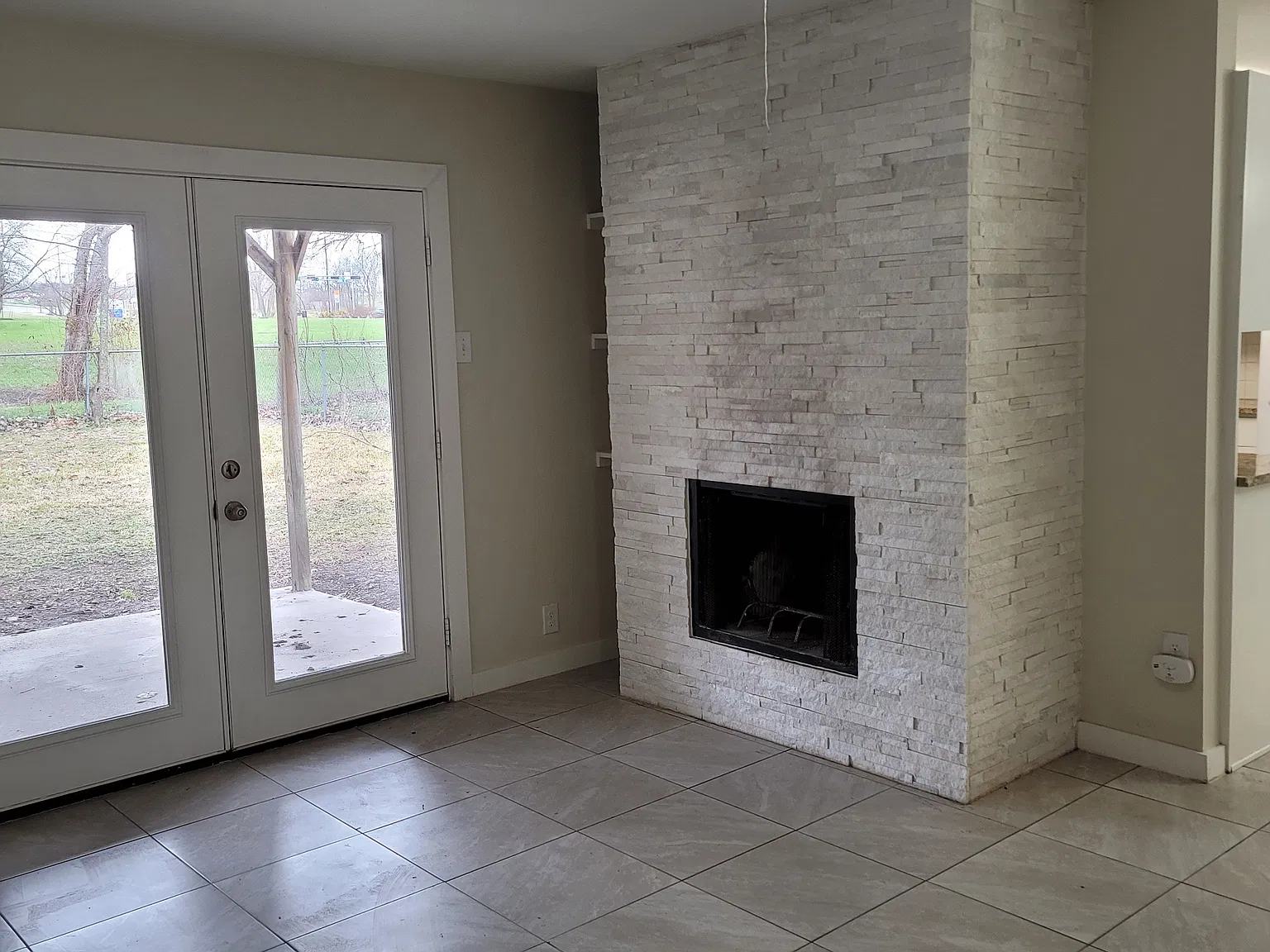 3 bed, 1400 sqft, $1,795 — Photo 4