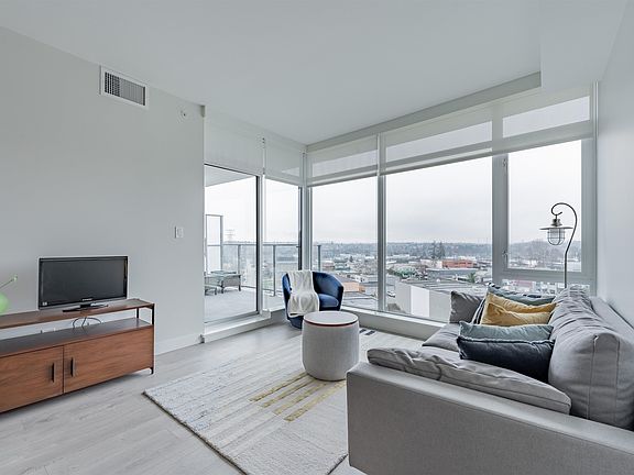 4th image of 1788 Gilmore Ave N #1107