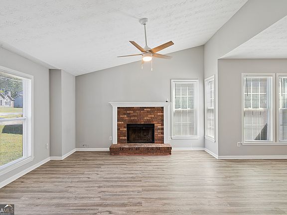 2nd image of 5231 Brentwood Rd