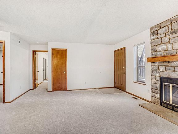 5th image of 6201 Willow Ln