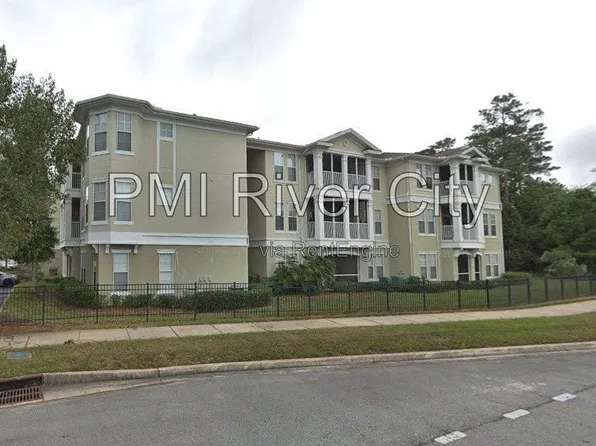 8290 Gate Pkwy, Jacksonville, FL