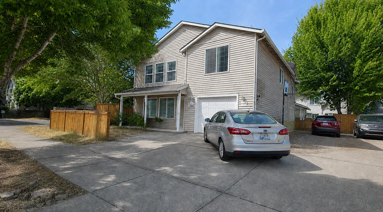 3 bed, 2.5 bath, 1596 sqft, $2,600 — Photo 1