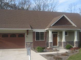 31116 Magnolia Ridge Way, Lindstrom, MN 55045