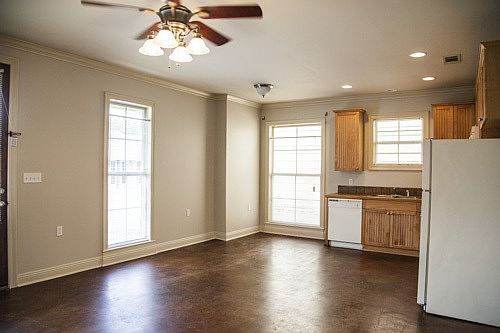 5th image of 5057 W 4th St APT 2