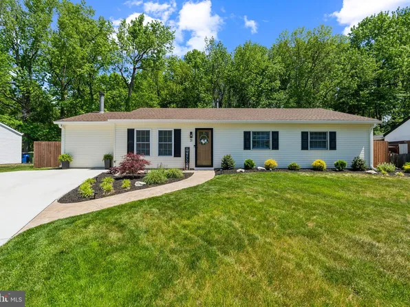 31 Hanover Rd, Marlton, NJ 08053