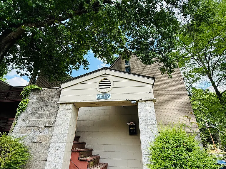 501 Vine St #A — Photo 3