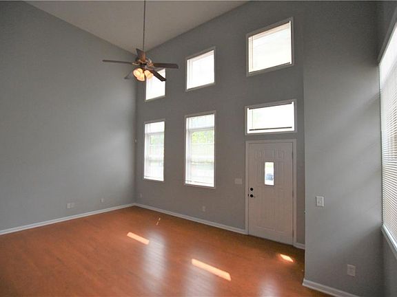 2nd image of 1243 Dr Martin Luther King Jr St