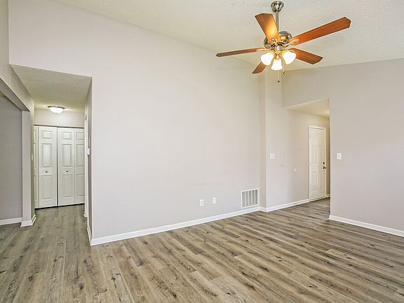 4th image of 5614 Sweet River Dr