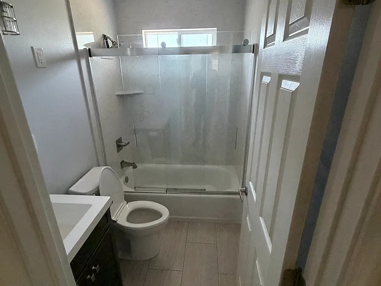 16944 Los Reyes Ave — Photo 4