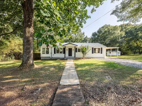 108 Hendricks St, Talladega, AL 35160