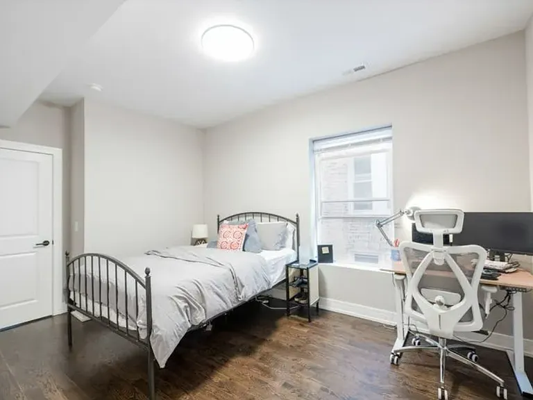Second and third bedrooms accommodate queen or king beds