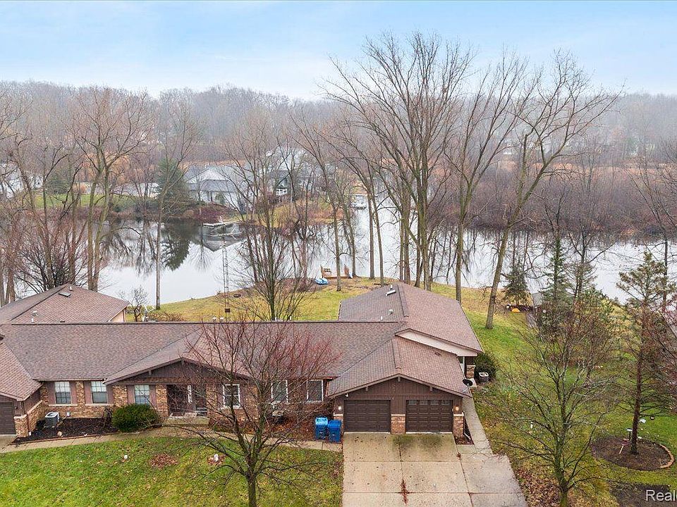 1st image of 2421 Golden Shores Dr