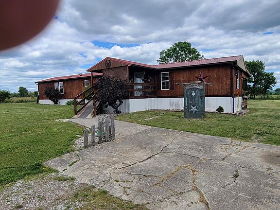 2nd image of 161 Gumbottom Rd #161